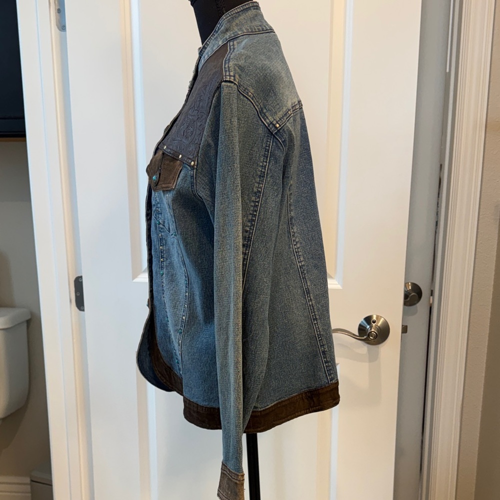 Diane Gilman Blue and Brown Jean Jacket - Picture 5 of 11